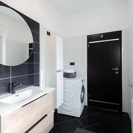 アパート Justina For 2 Person *