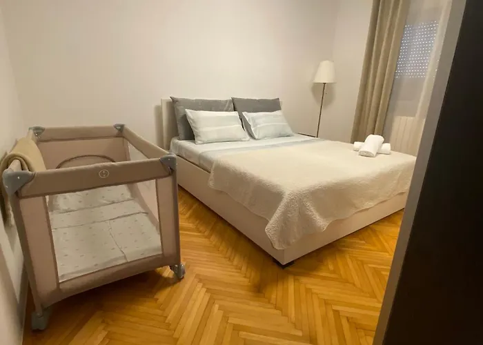 Justina For 2 Person شقة ميدولين