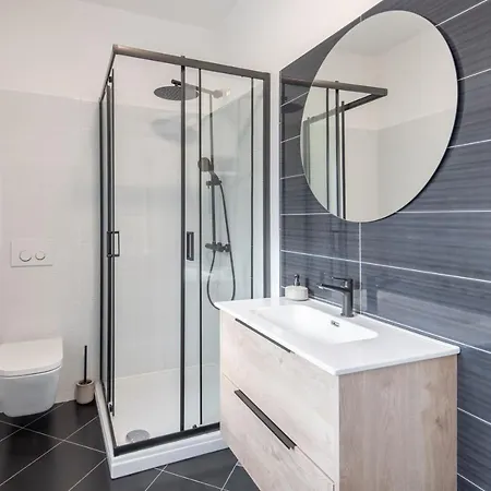 Justina For 2 Person