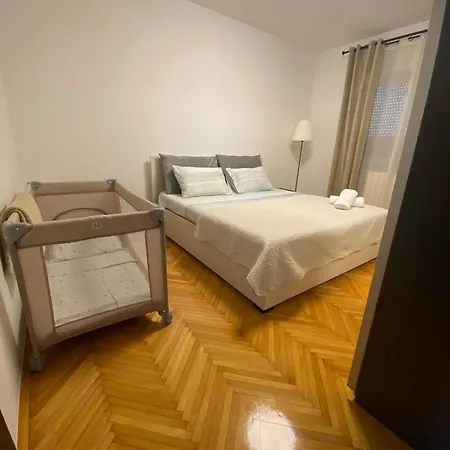 Justina For 2 Person Apartment Medulin